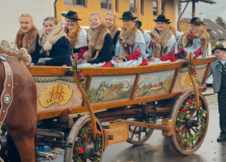 Leonhardifahrt Peißenberg